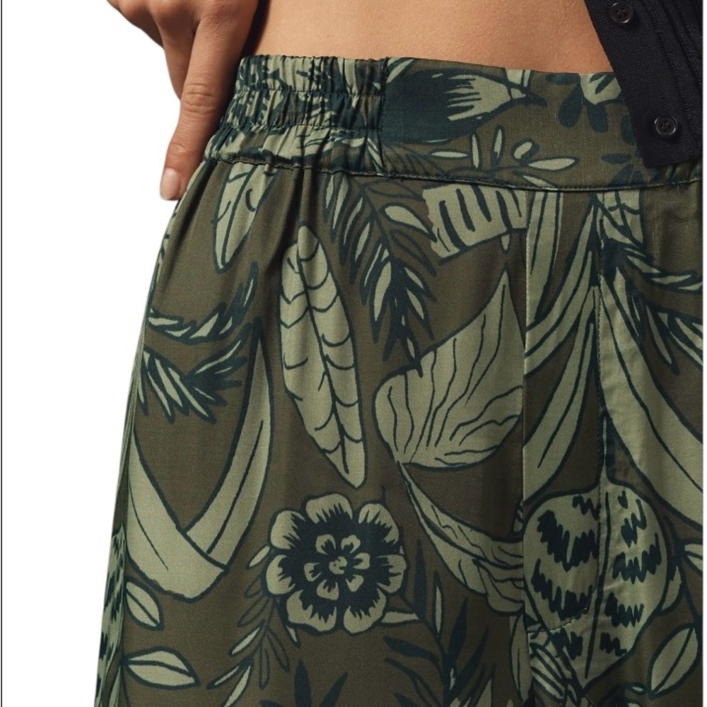 Farm Rio x Anthropologie Black and Green Print Wide-Leg Cut Pants Size Small - Picture 6 of 16